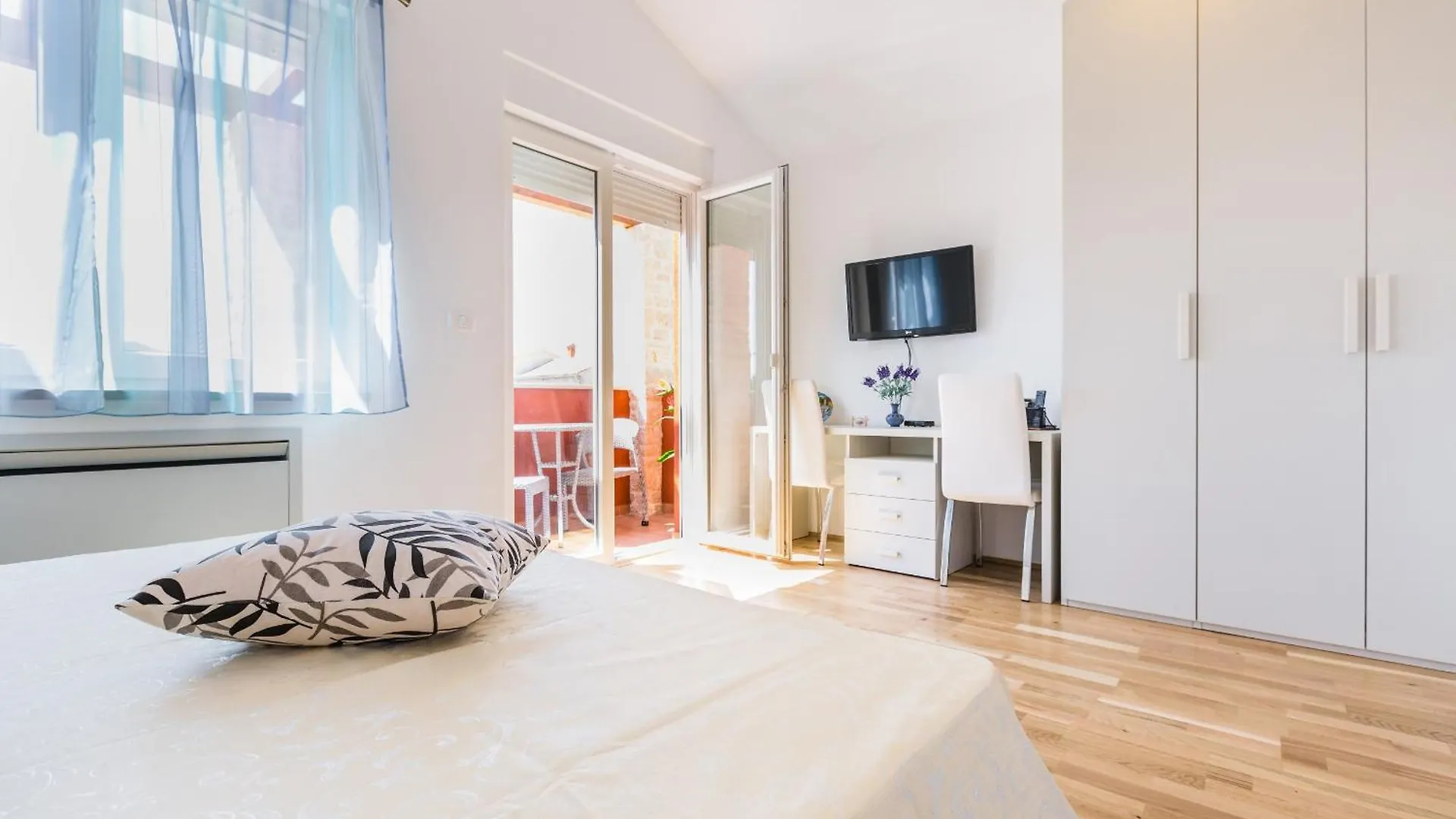 Villa Delle Rondini In Central Istria With Whirlpool And Sauna For 8 Persons Hreljići 0*,