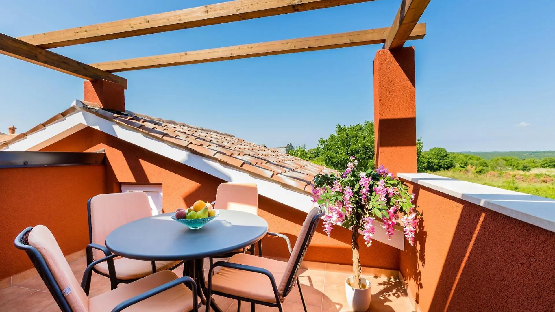 Villa Delle Rondini In Central Istria With Whirlpool And Sauna For 8 Persons Hreljići