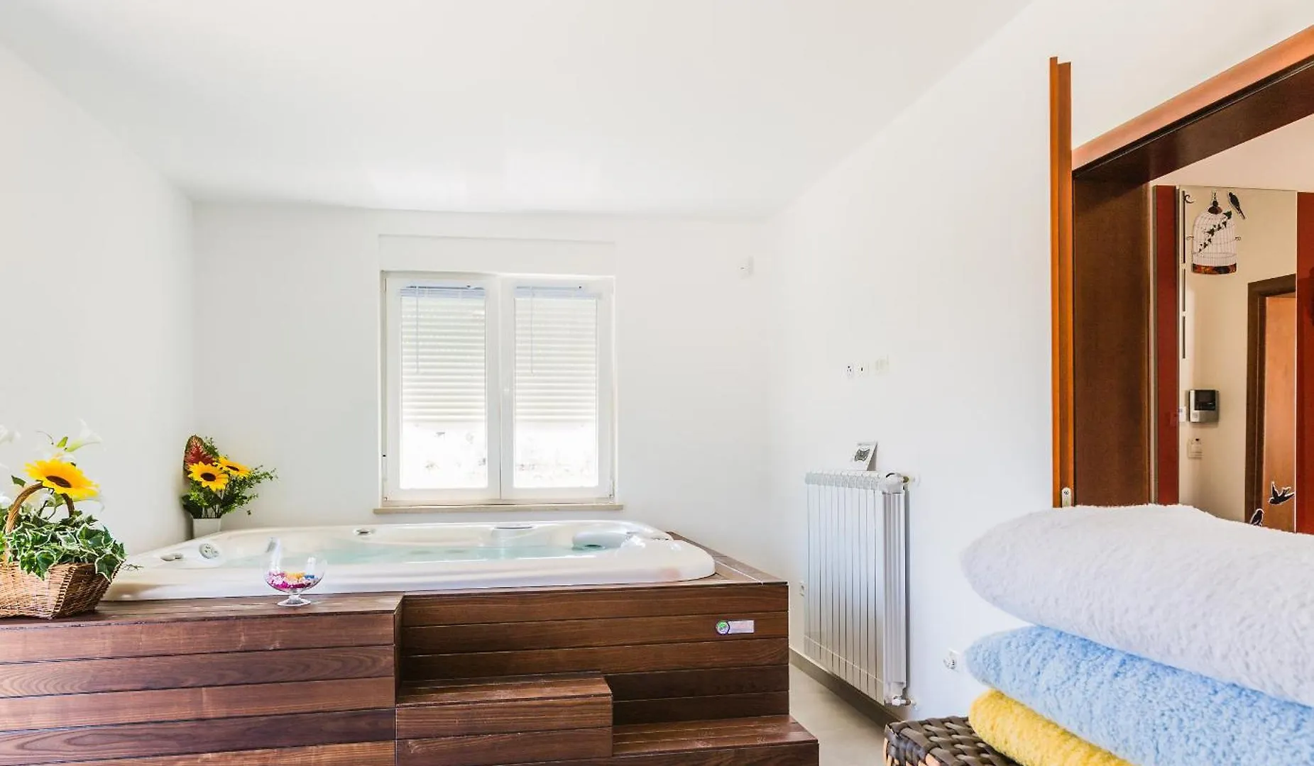 Villa Delle Rondini In Central Istria With Whirlpool And Sauna For 8 Persons Hreljići